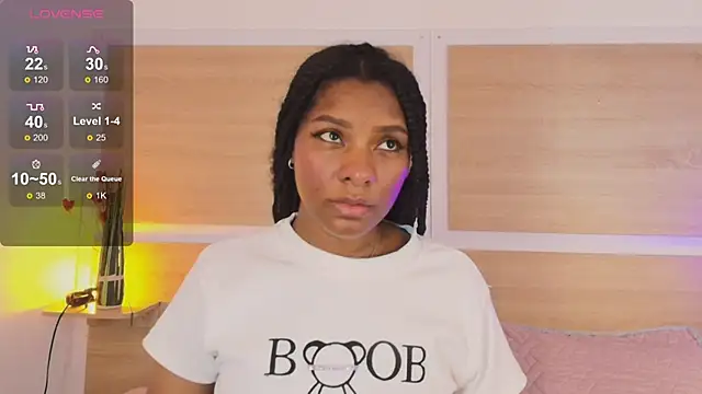 Snapshot of ValeryCortezm chatting on October 2025 12:15:01 PM ValeryCortezm online show from October 2025 12:15:01 PM