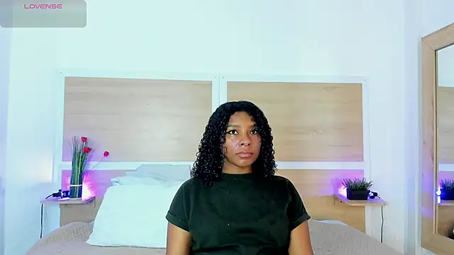 Snapshot of ValeryCortezm chatting on November 2025 12:20:02 PM ValeryCortezm online show from November 2025 12:20:02 PM