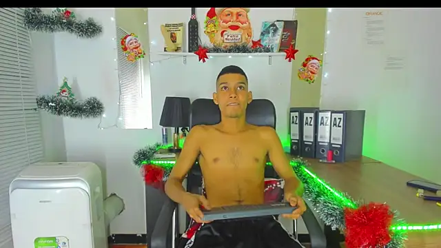 xxKamadevaxx online show from December 2025 01:49:01 PM