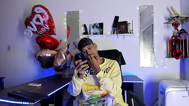 xxKamadevaxx online show from February 2026 12:57:02 PM