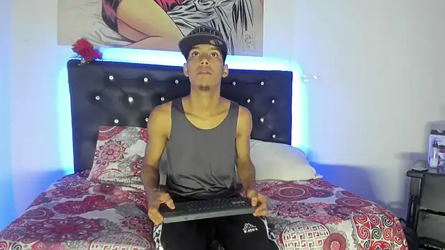 Snapshot of xxKamadevaxx chatting on November 2025 12:32:01 PM xxKamadevaxx online show from November 2025 12:32:01 PM