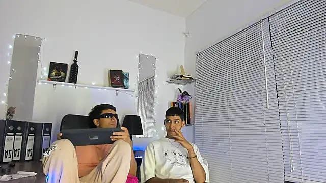 xxKamadevaxx online show from March 2026 01:07:01 PM