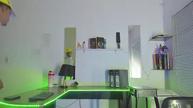 xxKamadevaxx online show from April 2026 12:31:02 PM