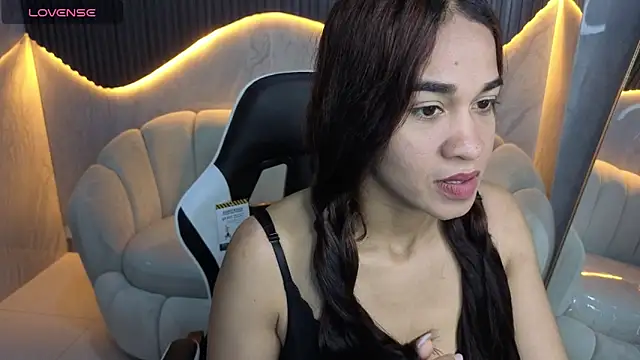 Snapshot of Maia_Tx chatting on September 2025 01:12:01 PM Maia Tx online show from September 2025 01:12:01 PM