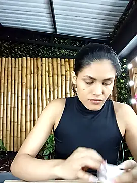 Isa Rouse   online show from November 2025 01:48:02 AM