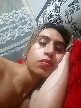 Snapshot of ZafiroRios chatting on November 2025 04:15:02 AM ZafiroRios online show from November 2025 04:15:02 AM