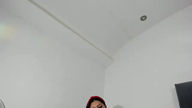 Shantal  G online show from September 2025 05:57:02 AM