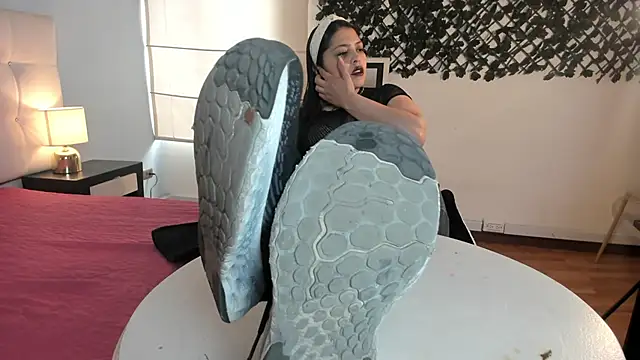 Shantal  G online show from October 2025 05:12:01 PM