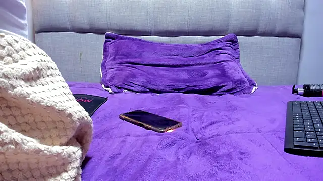 Shantal  G online show from November 2025 08:51:02 AM