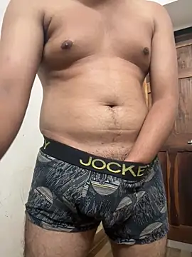 engineerboy14 online show from November 2025 06:45:02 PM