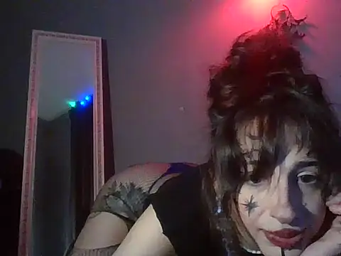 Monica uwu online show from October 2025 03:01:01 PM