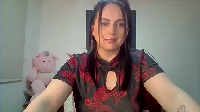 Snapshot of Venusina_07 chatting on June 2026 02:45:02 AM Venusina 07 online show from June 2026 02:45:02 AM
