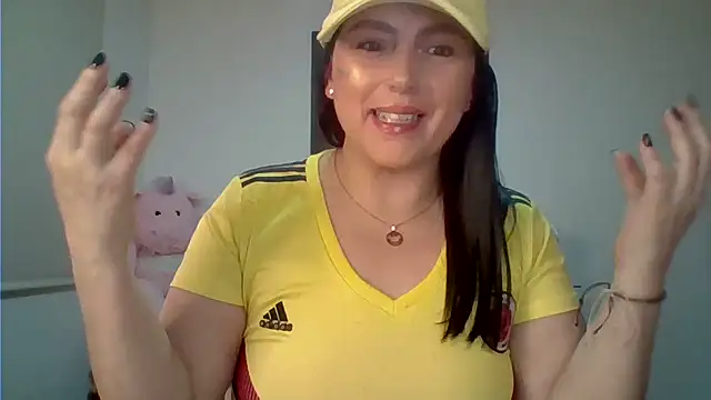 Snapshot of Venusina_07 chatting on June 2026 03:48:02 AM Venusina 07 online show from June 2026 03:48:02 AM