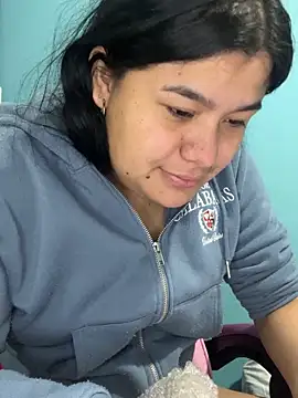 April Becker online show from June 2026 02:33:01 PM