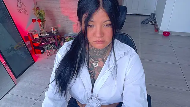 Unatatuada online show from December 2025 07:26:02 PM