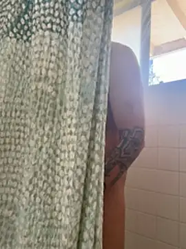 Snapshot of busnfatnutsLildee chatting on February 2026 07:46:01 PM busnfatnutsLildee online show from February 2026 07:46:01 PM