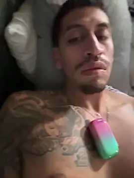 Snapshot of busnfatnutsLildee chatting on February 2026 11:22:02 PM busnfatnutsLildee online show from February 2026 11:22:02 PM