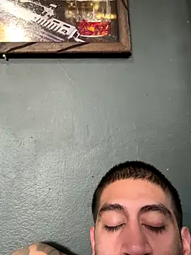 Snapshot of busnfatnutsLildee chatting on December 2025 08:53:02 PM busnfatnutsLildee online show from December 2025 08:53:02 PM