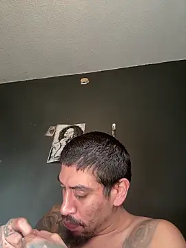 Snapshot of busnfatnutsLildee chatting on November 2025 06:12:01 PM busnfatnutsLildee online show from November 2025 06:12:01 PM