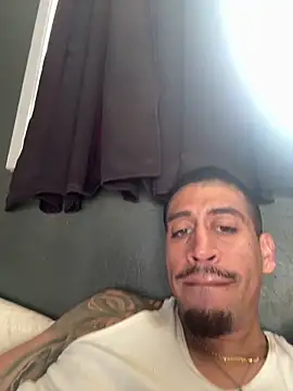 busnfatnutsLildee online show from March 2026 05:05:01 PM
