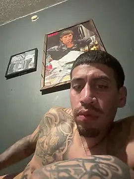 Snapshot of busnfatnutsLildee chatting on February 2026 06:22:01 AM busnfatnutsLildee online show from February 2026 06:22:01 AM