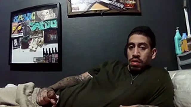 Snapshot of busnfatnutsLildee chatting on December 2025 08:47:01 AM busnfatnutsLildee online show from December 2025 08:47:01 AM