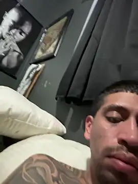 Snapshot of busnfatnutsLildee chatting on February 2026 03:40:02 AM busnfatnutsLildee online show from February 2026 03:40:02 AM