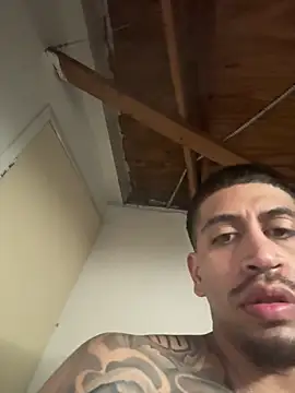 Snapshot of busnfatnutsLildee chatting on February 2026 04:51:01 PM busnfatnutsLildee online show from February 2026 04:51:01 PM