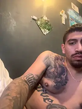 busnfatnutsLildee online show from April 2026 02:15:02 AM