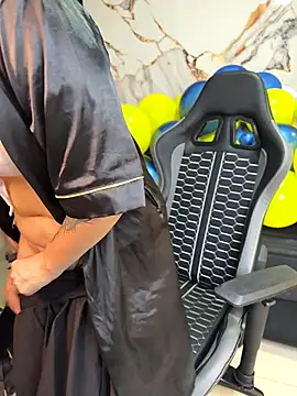 Megann 19  online show from October 2025 03:24:02 PM