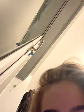 IceEyesUK online show from September 2025 09:11:02 PM