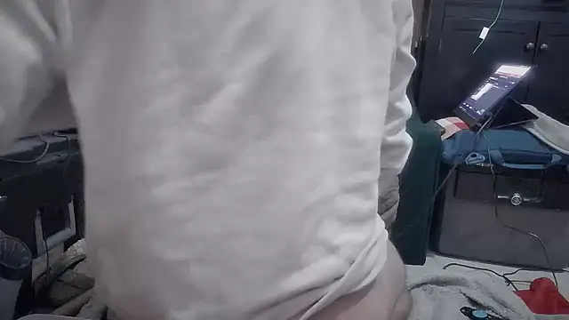 jasoncali305 online show from January 2026 08:23:01 PM