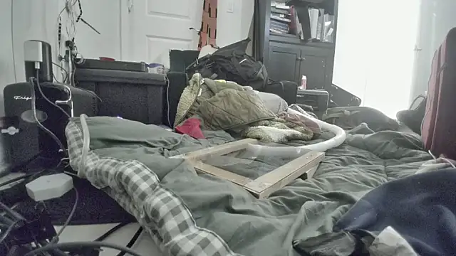 jasoncali305 online show from March 2026 08:24:02 PM