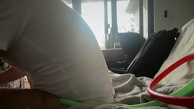 jasoncali305 online show from February 2026 05:01:02 PM