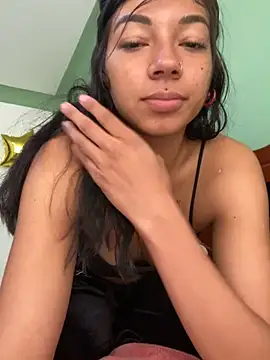 Snapshot of Lesly777_ chatting on October 2025 12:48:02 PM Lesly777 online show from October 2025 12:48:02 PM