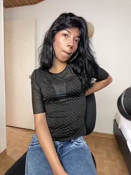 Snapshot of Lesly777_ chatting on September 2025 03:01:02 PM Lesly777 online show from September 2025 03:01:02 PM