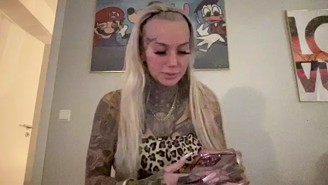 Snapshot of paulinaalatalo chatting on February 2026 07:34:02 PM paulinaalatalo online show from February 2026 07:34:02 PM