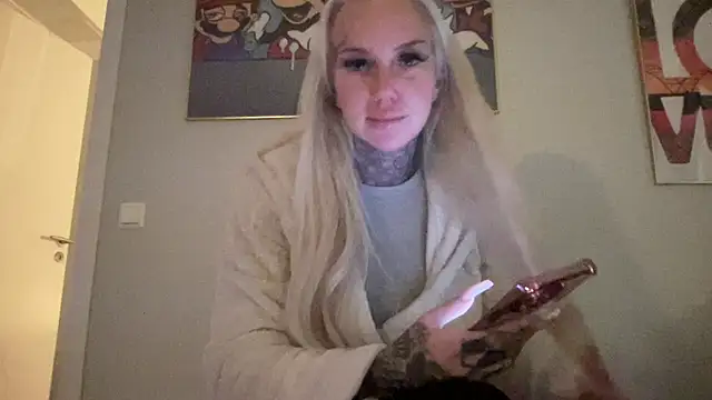 Snapshot of paulinaalatalo chatting on February 2026 09:37:02 PM paulinaalatalo online show from February 2026 09:37:02 PM