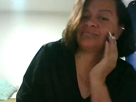 adri89-g online show from September 2025 10:10:02 PM