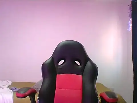 adri89-g online show from October 2025 12:17:01 PM