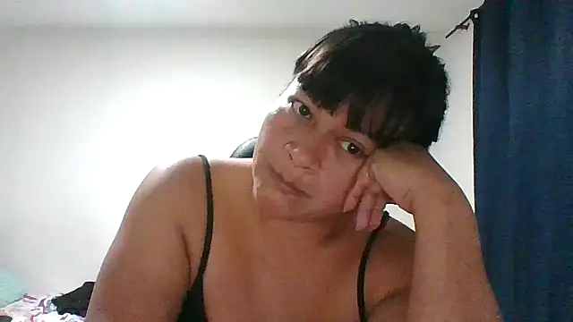 adri89-g online show from January 2026 02:59:01 AM