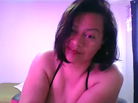 adri89-g online show from September 2025 12:22:01 PM