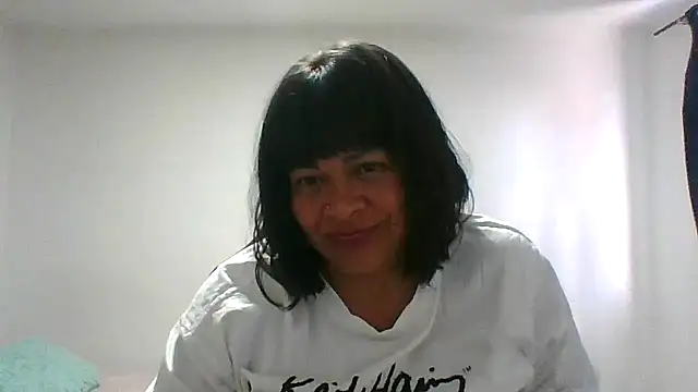 adri89-g online show from February 2026 09:28:02 PM