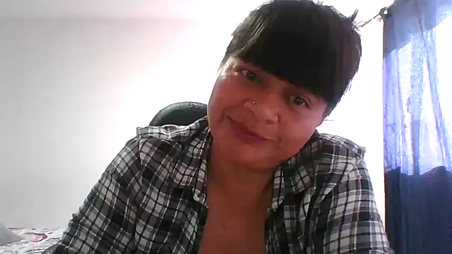 adri89-g online show from February 2026 02:13:02 PM