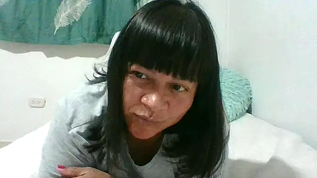 adri89-g online show from January 2026 12:14:02 AM