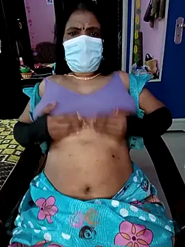 Snapshot of KannadaTamilTeluguBeauty chatting on December 2025 04:17:01 AM KannadaTamilTeluguBeauty online show from December 2025 04:17:01 AM