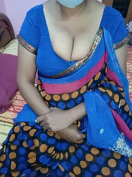 Snapshot of KannadaTamilTeluguBeauty chatting on July 2026 03:25:01 PM KannadaTamilTeluguBeauty online show from July 2026 03:25:01 PM