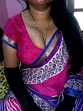 Snapshot of KannadaTamilTeluguBeauty chatting on December 2025 04:27:01 AM KannadaTamilTeluguBeauty online show from December 2025 04:27:01 AM