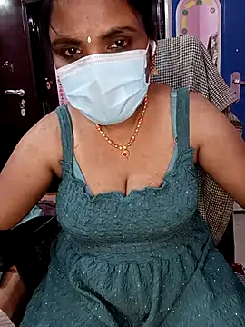 Snapshot of KannadaTamilTeluguBeauty chatting on February 2026 06:05:01 PM KannadaTamilTeluguBeauty online show from February 2026 06:05:01 PM