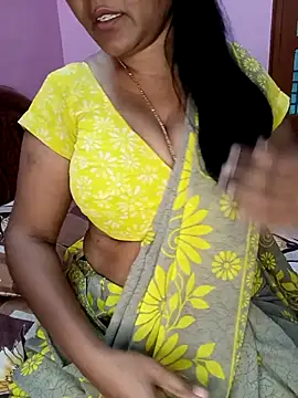 Snapshot of KannadaTamilTeluguBeauty chatting on February 2026 12:51:02 PM KannadaTamilTeluguBeauty online show from February 2026 12:51:02 PM